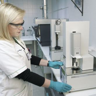Indústria florestal finlandesa, bioenergia derivada da madeira, biocombustível, biogás, biodiesel, bio-óleo, construção em madeira, talas Onbone, compostos, nanocelulose, UPM, Stora Enso, Metsä Group, microfibrilas, Green Fuel Nordic, Fortum